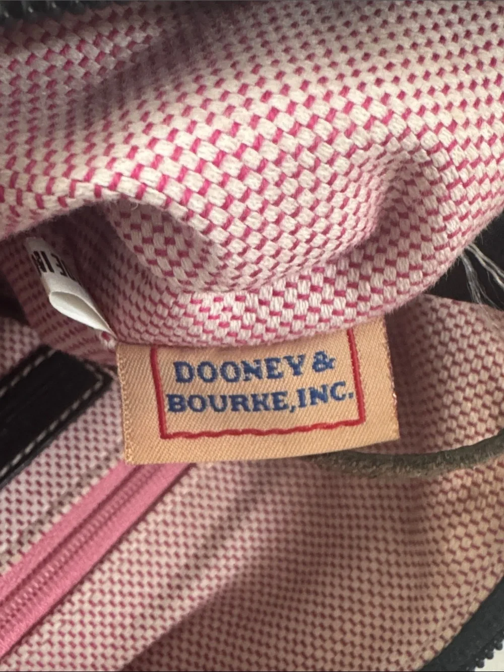 Dooney & Bourke Vintage Signature Logo East West Hobo Bag EUC